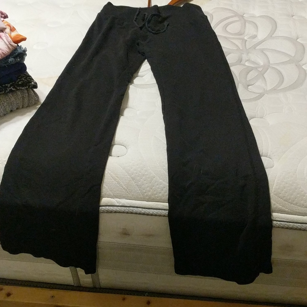 Black sweat pants
